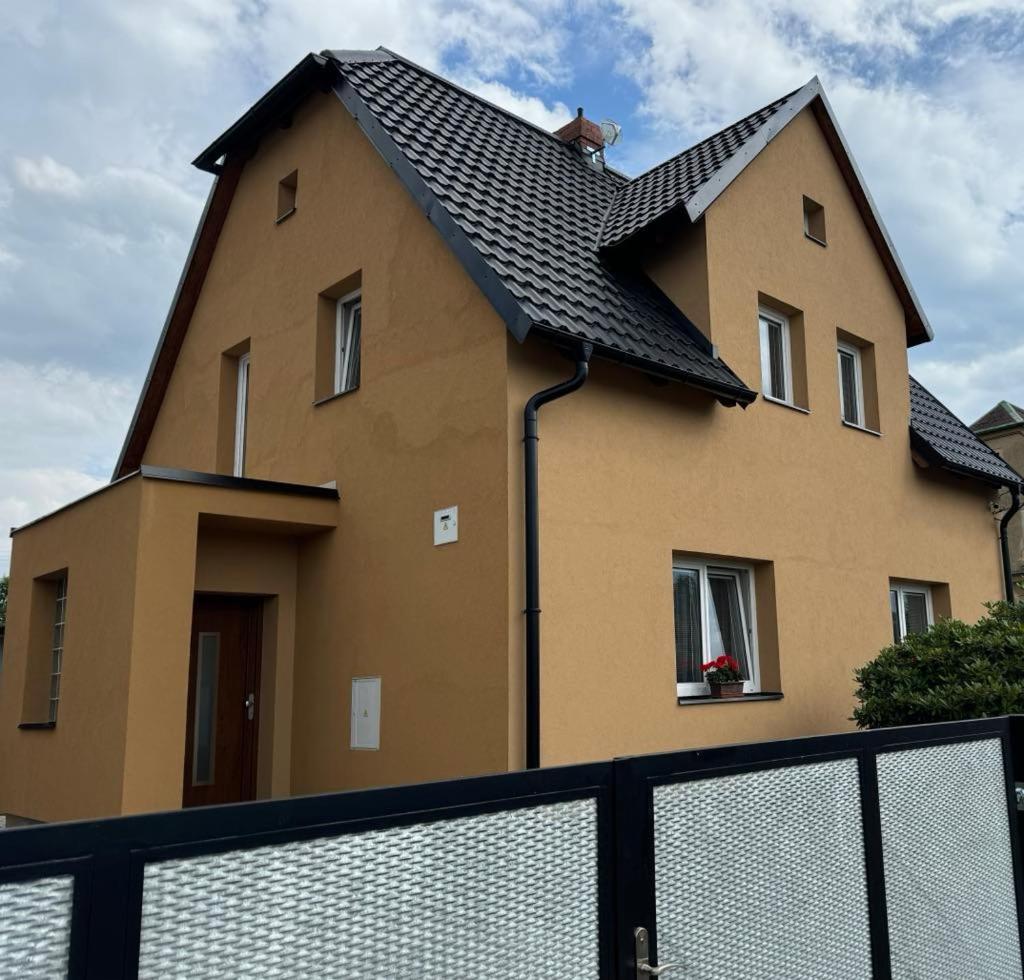 Chalupa K Pronajmuti Krasna Lipa U Rumburka Exterior foto